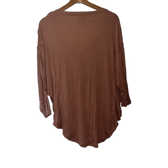 VICI Oversized Slouchy V-Neck 3/4 Sleeve top - Picture 3 of 8